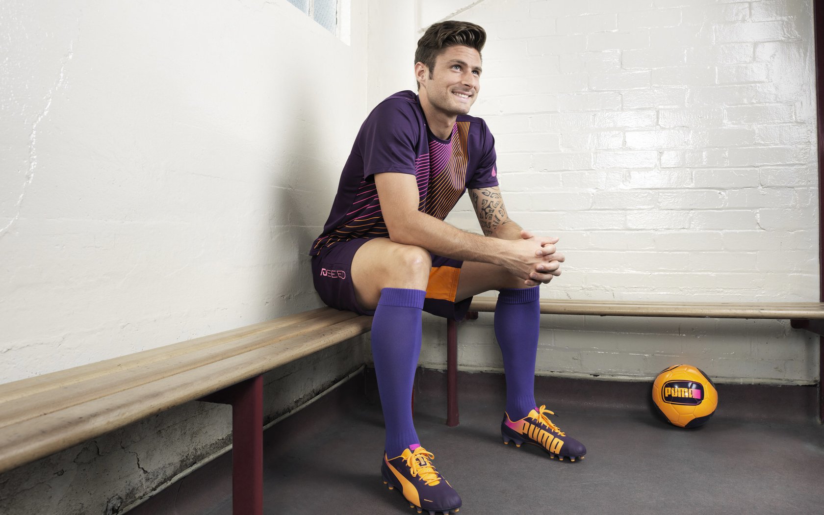 _未来运动鞋:智能科技引领潮流_,未来鞋子