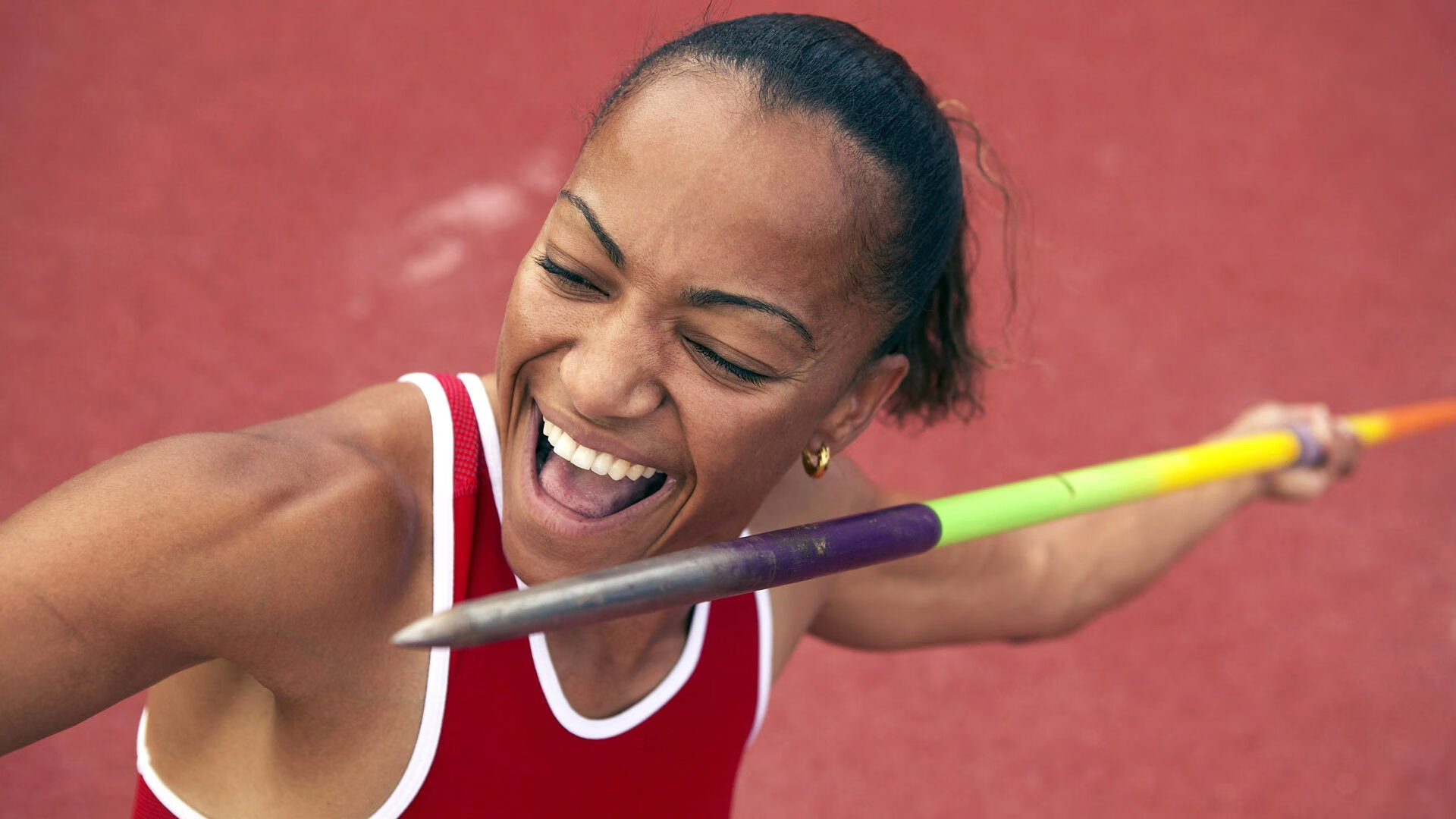 塞内加尔队中场卡瓦尼在巴黎奥运会上展现出强大的进攻组织能力