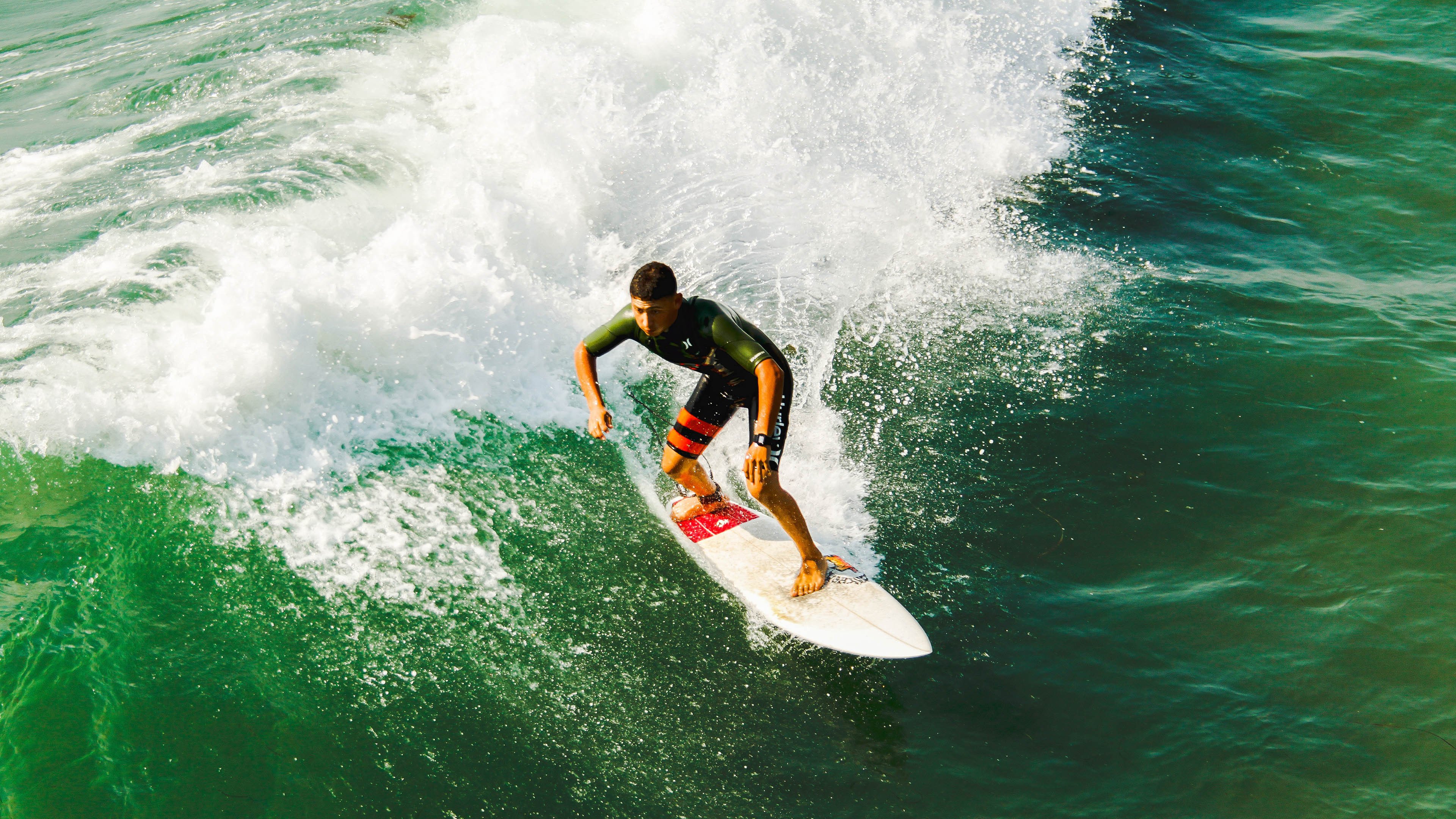 特色花样轮滑晚会，青春活力在轮转中绽放，花样轮滑比赛项目